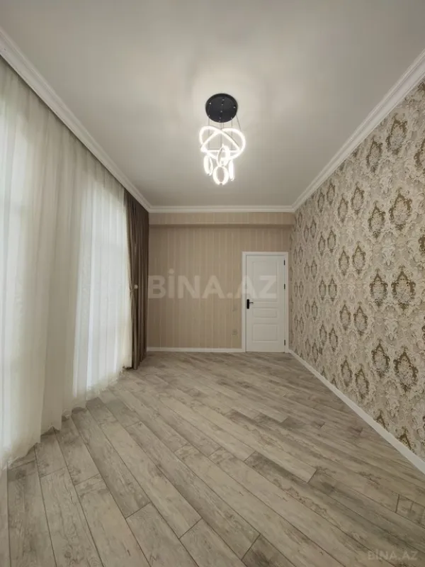 Satılır 3 otaqlı mənzil 108 m²