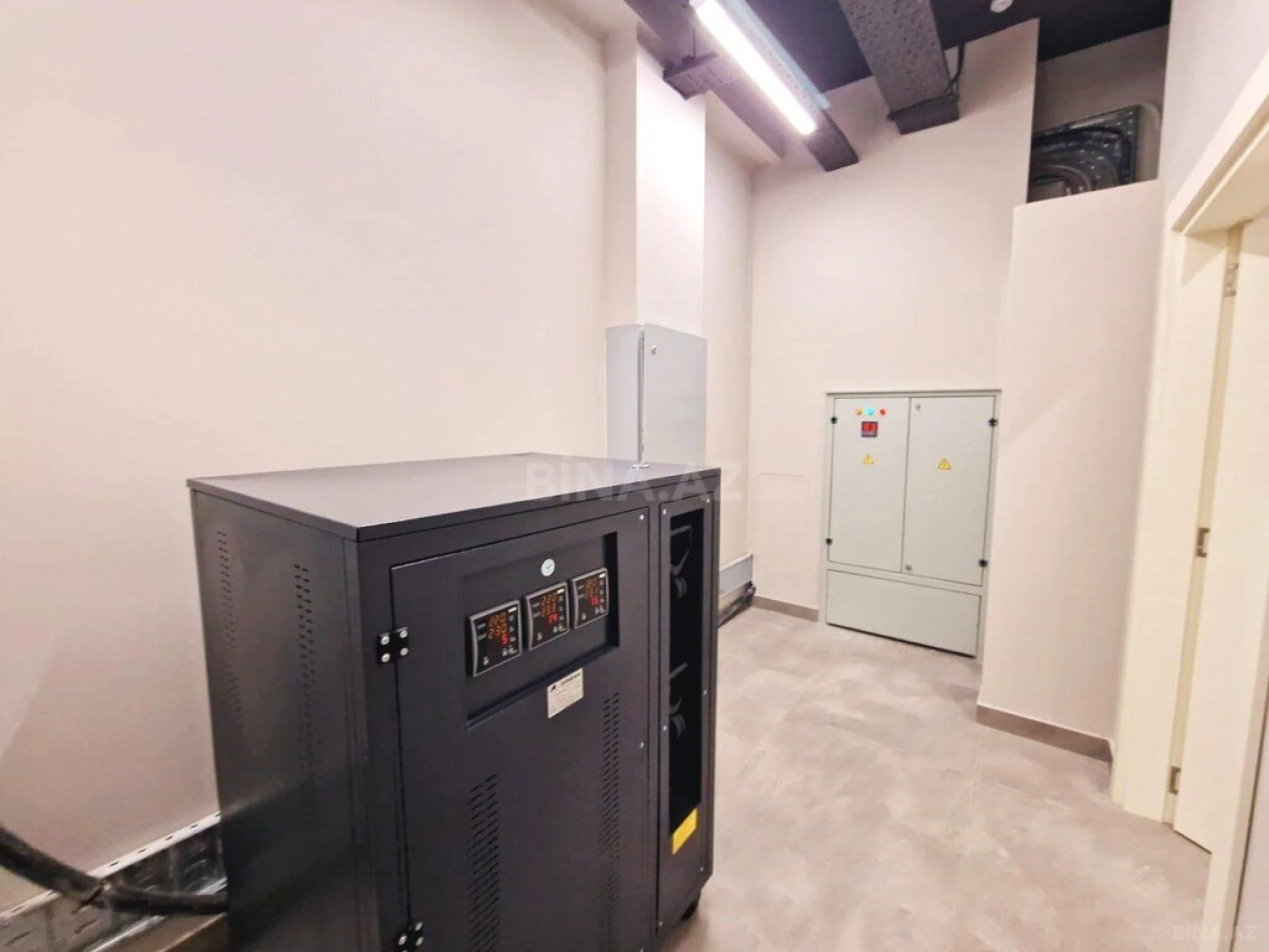 Kirayə verilir obyekt 2000 m²