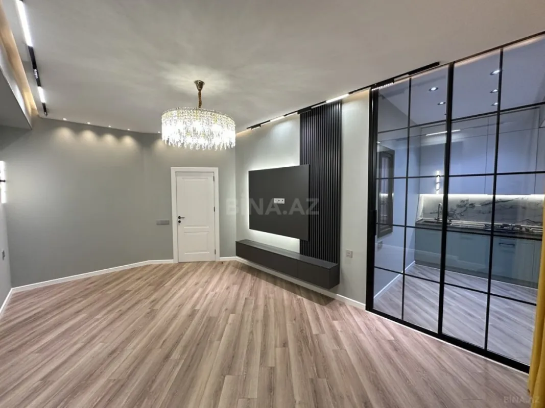 Satılır 2 otaqlı mənzil 65 m²