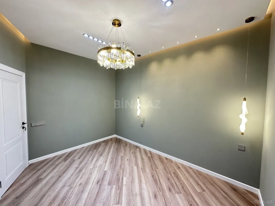 Satılır 2 otaqlı mənzil 65 m²