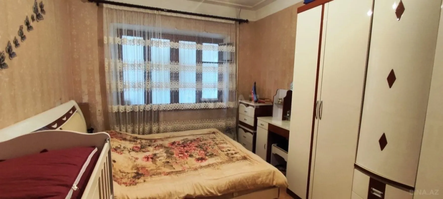 Satılır 3 otaqlı mənzil 63 m²