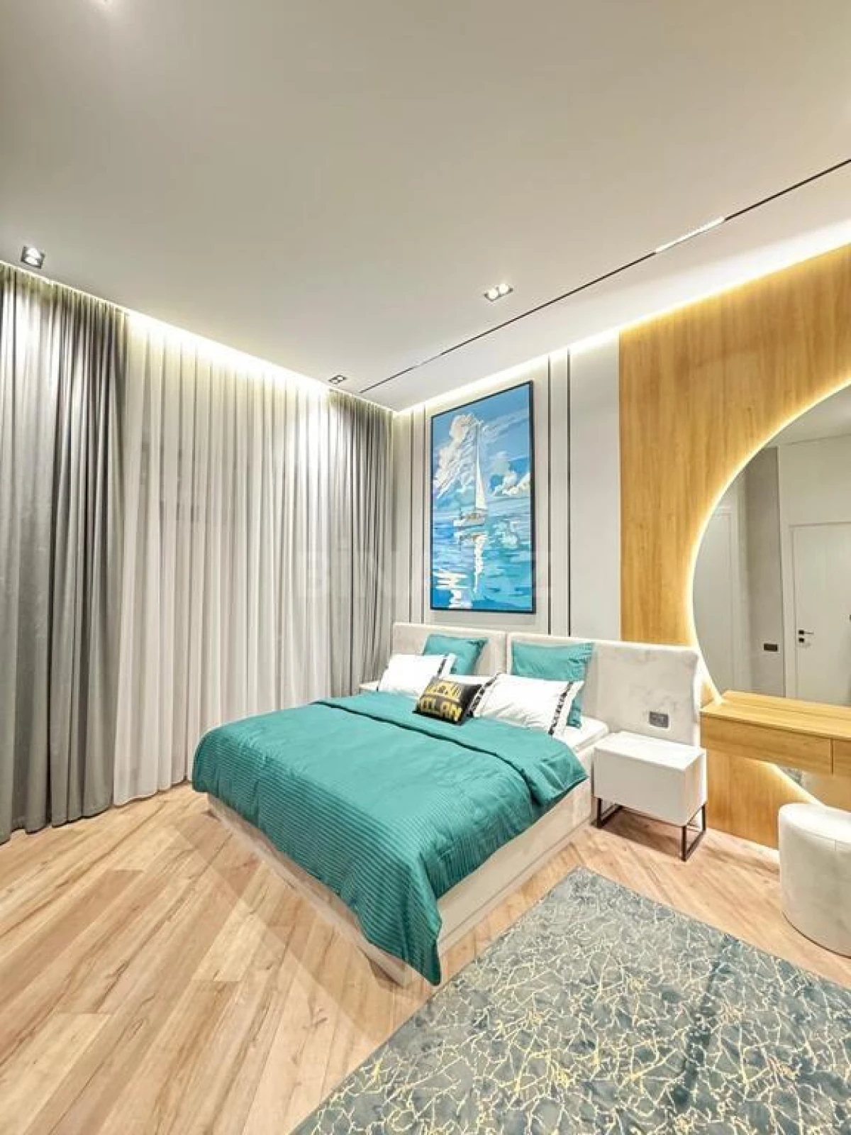 Satılır 5 otaqlı həyət evi 250 m²