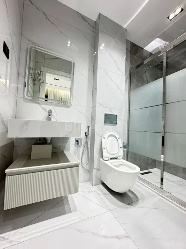 Satılır 5 otaqlı həyət evi 250 m²