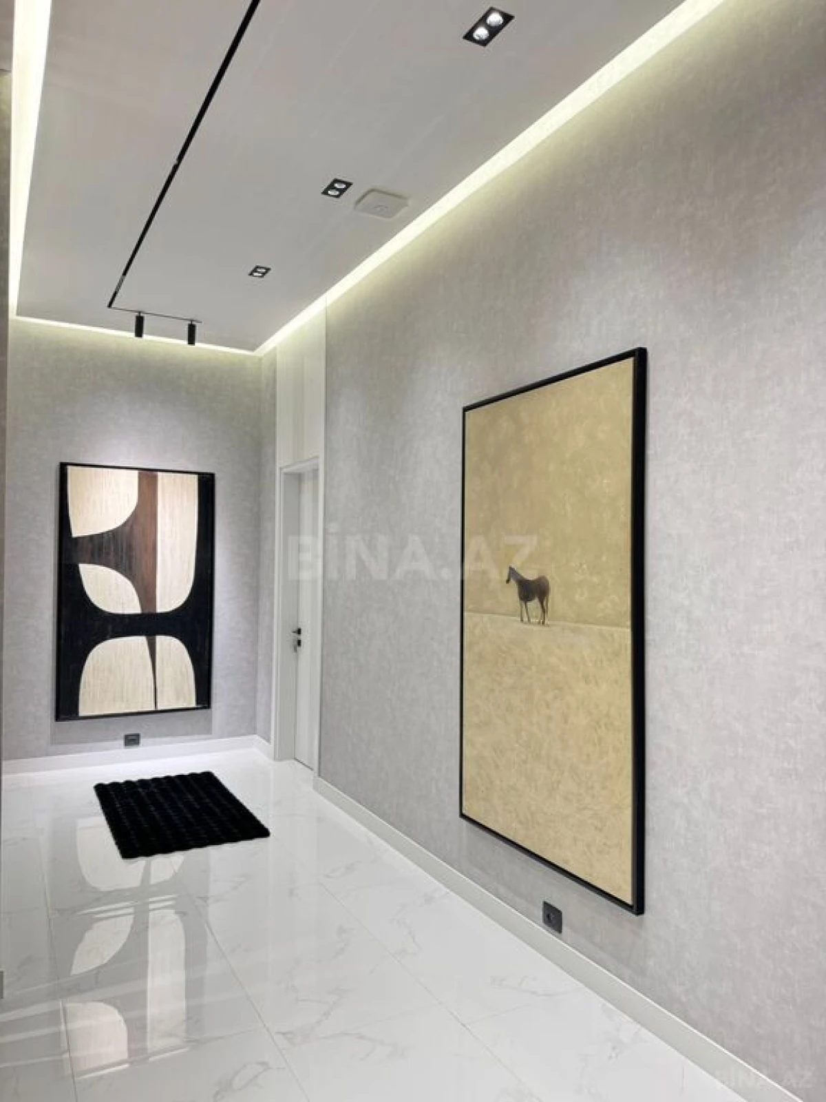 Satılır 5 otaqlı həyət evi 250 m²