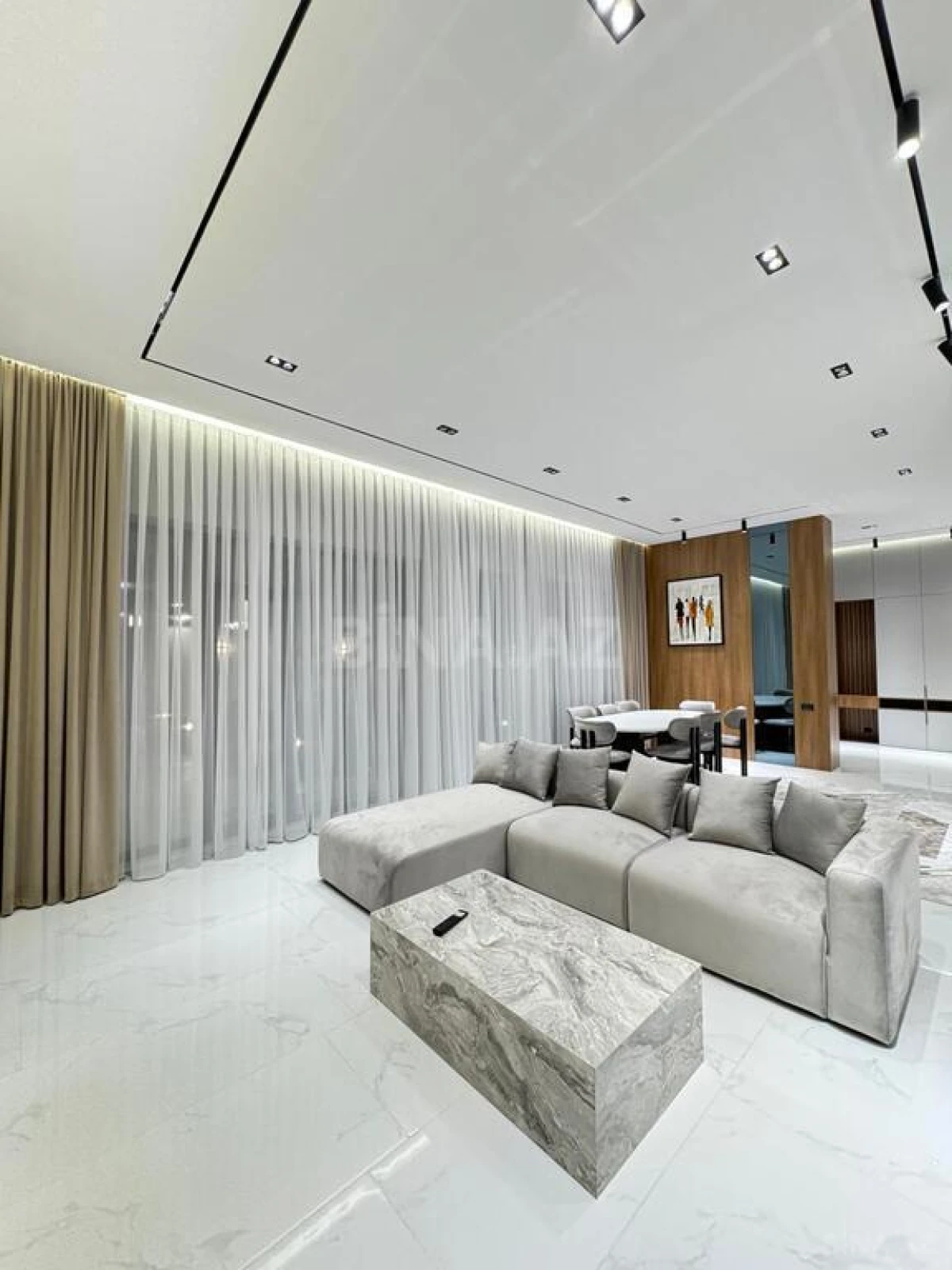 Satılır 5 otaqlı həyət evi 250 m²