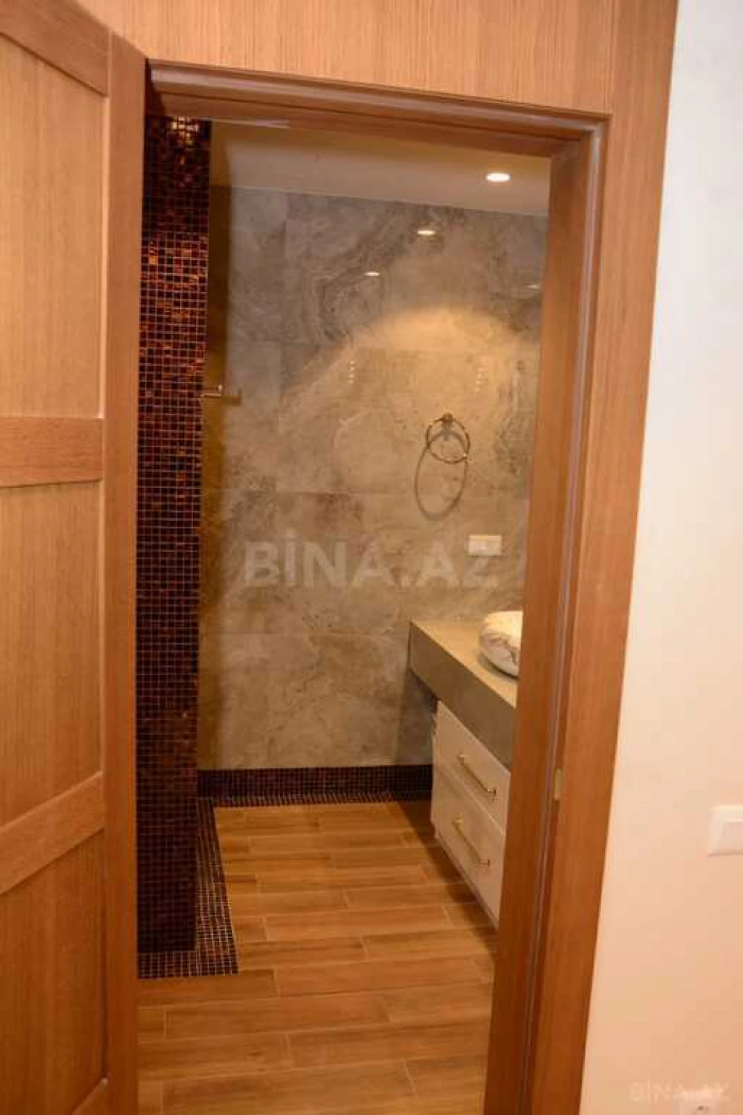 Satılır 3 otaqlı mənzil 100 m²