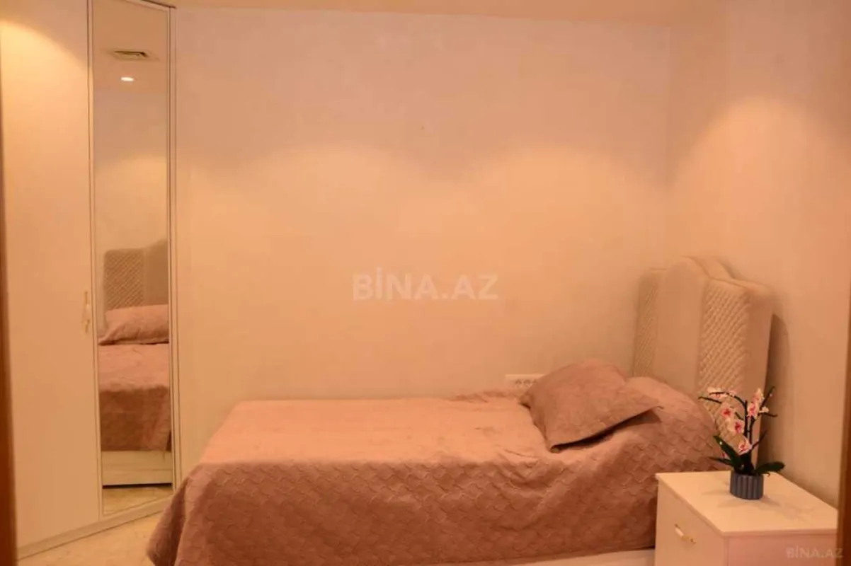 Satılır 3 otaqlı mənzil 100 m²