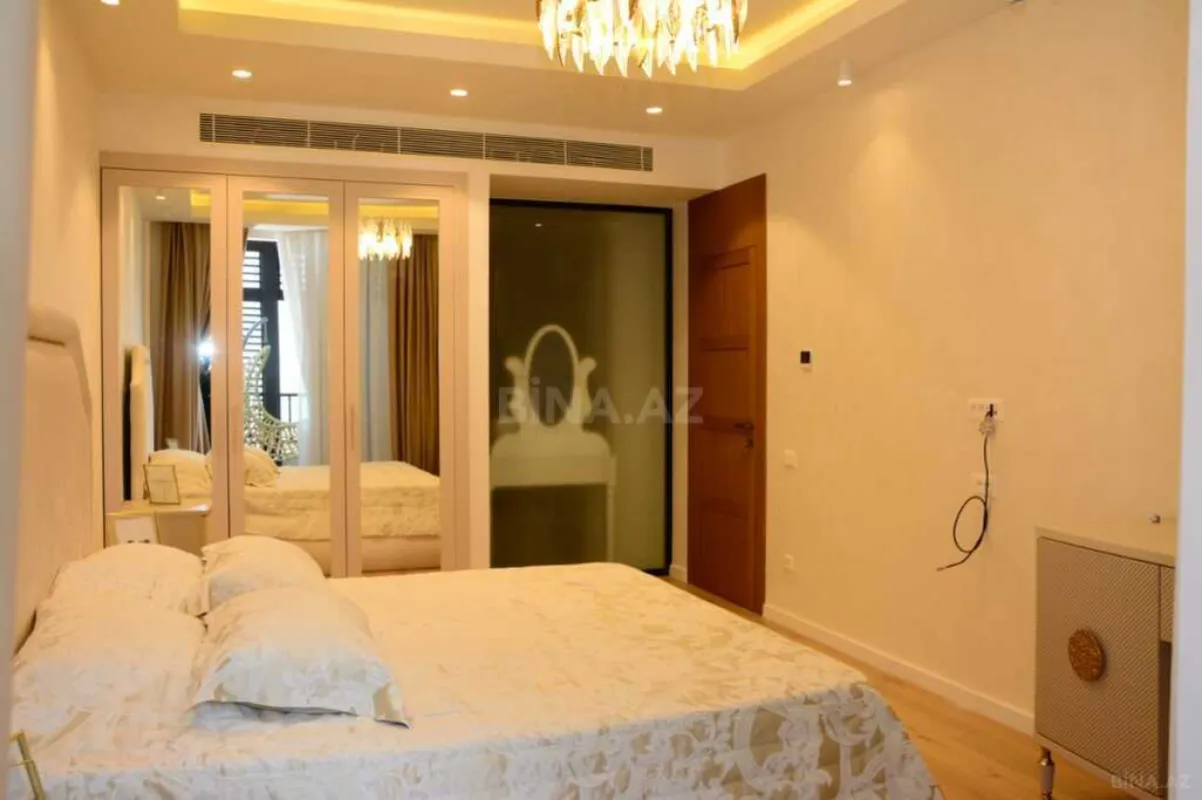 Satılır 3 otaqlı mənzil 100 m²