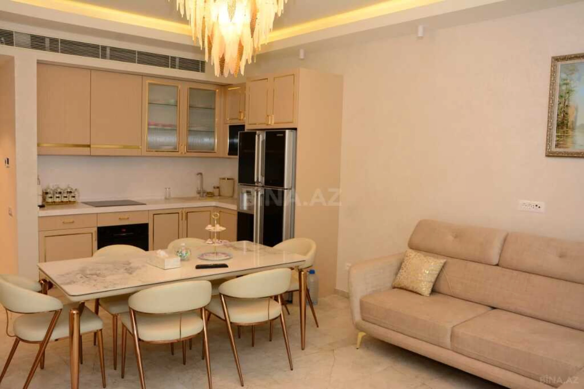 Satılır 3 otaqlı mənzil 100 m²