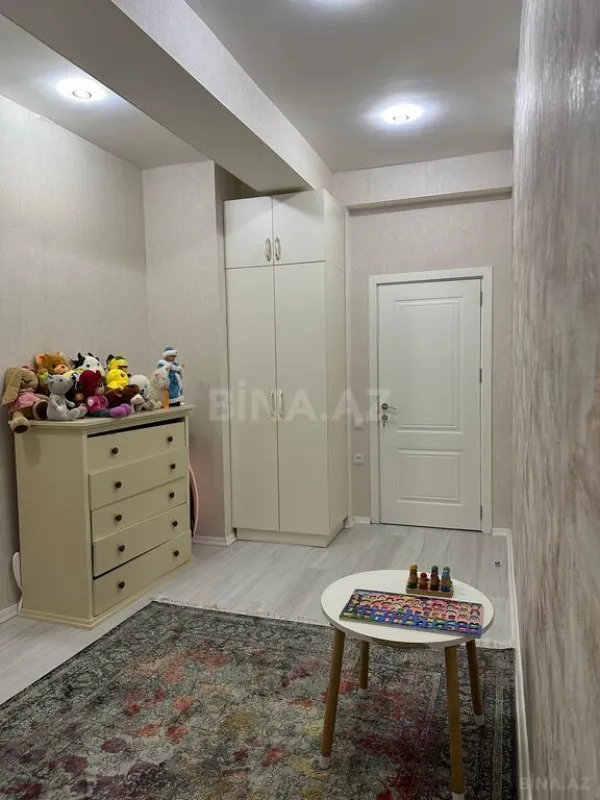 Satılır 3 otaqlı mənzil 90 m²