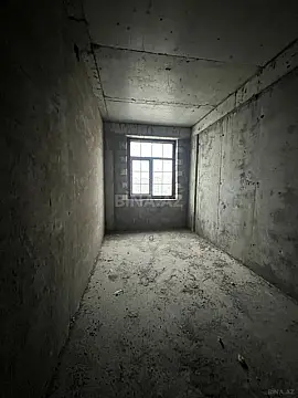 Satılır 4 otaqlı mənzil 174 m²