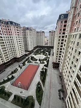 Satılır 4 otaqlı mənzil 174 m² — Bakı 4 otaq 174.00 m²