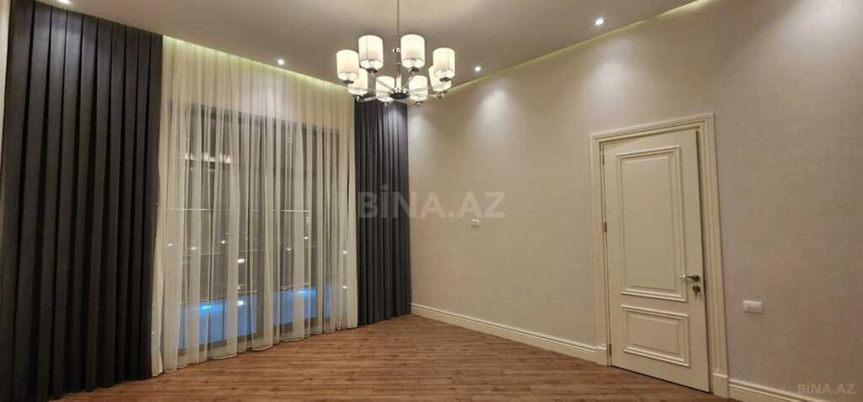 Satılır 6 otaqlı həyət evi 450 m²