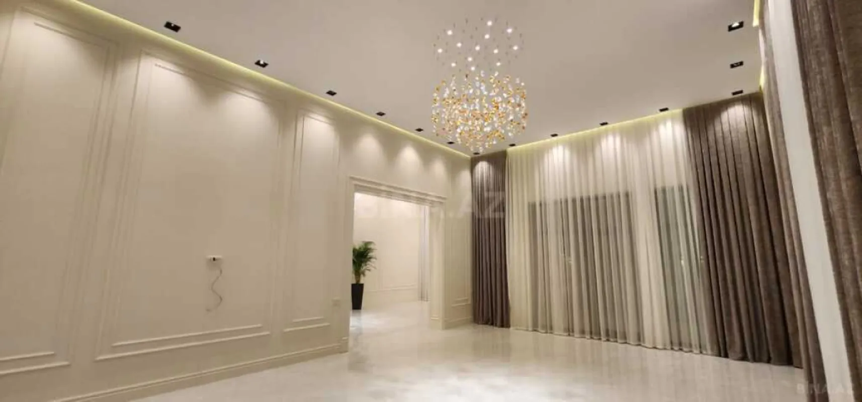 Satılır 6 otaqlı həyət evi 450 m²