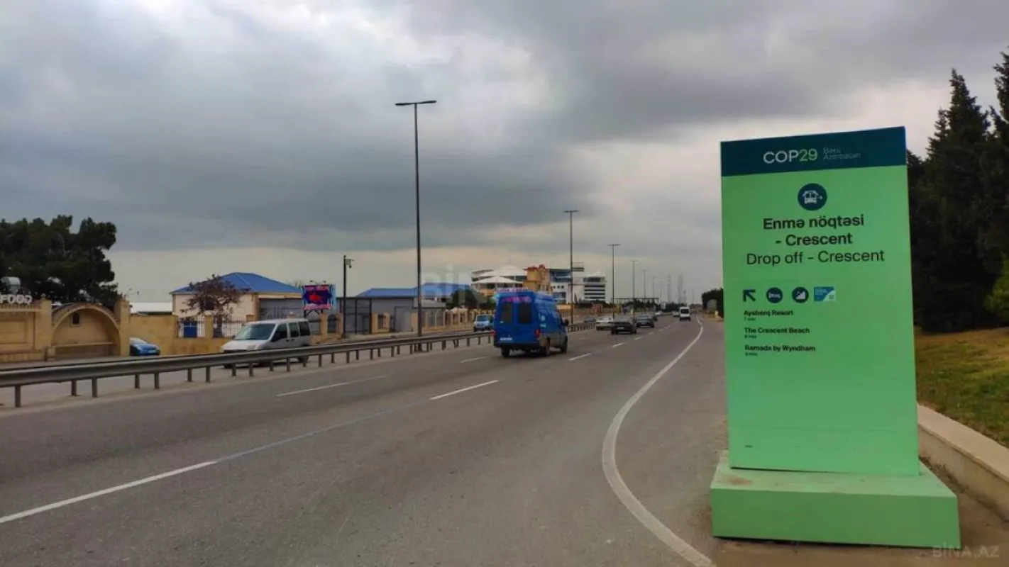 Satılır 10 otaqlı həyət evi 600 m²