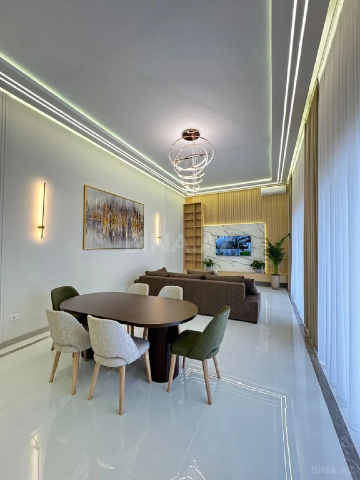 Satılır 5 otaqlı həyət evi 260 m²