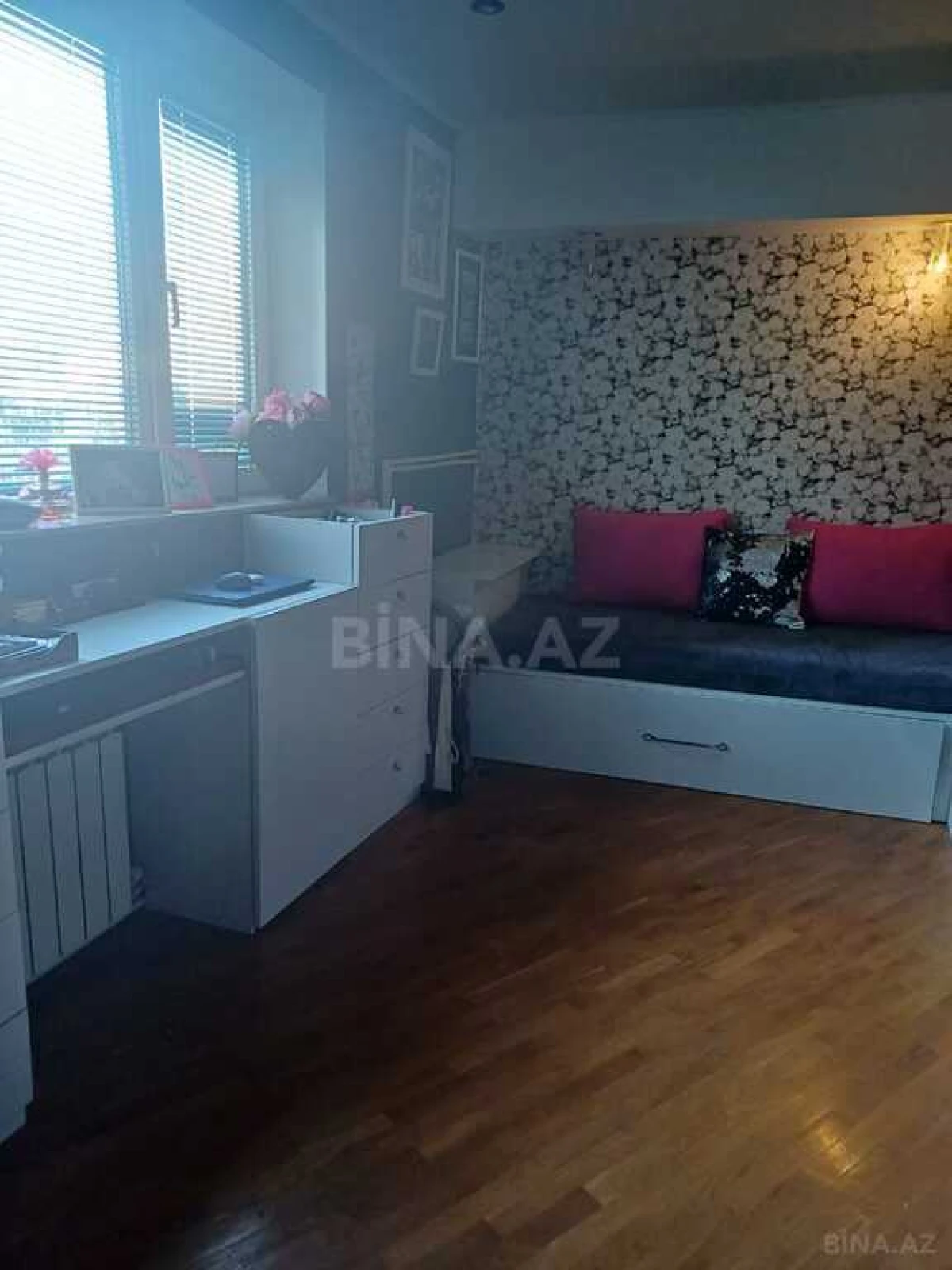 Satılır 3 otaqlı mənzil 75 m²
