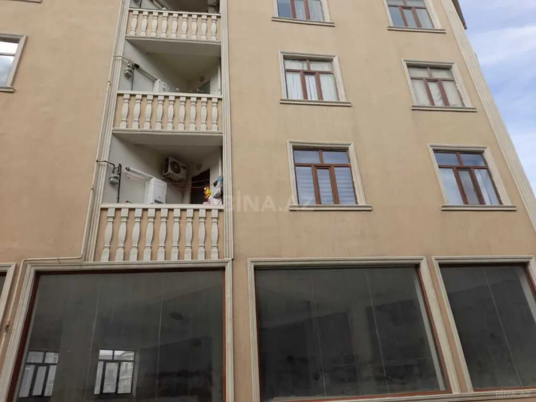 Satılır 1 otaqlı mənzil 42 m²
