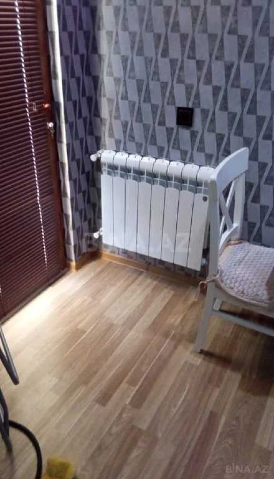 Satılır 1 otaqlı mənzil 42 m²