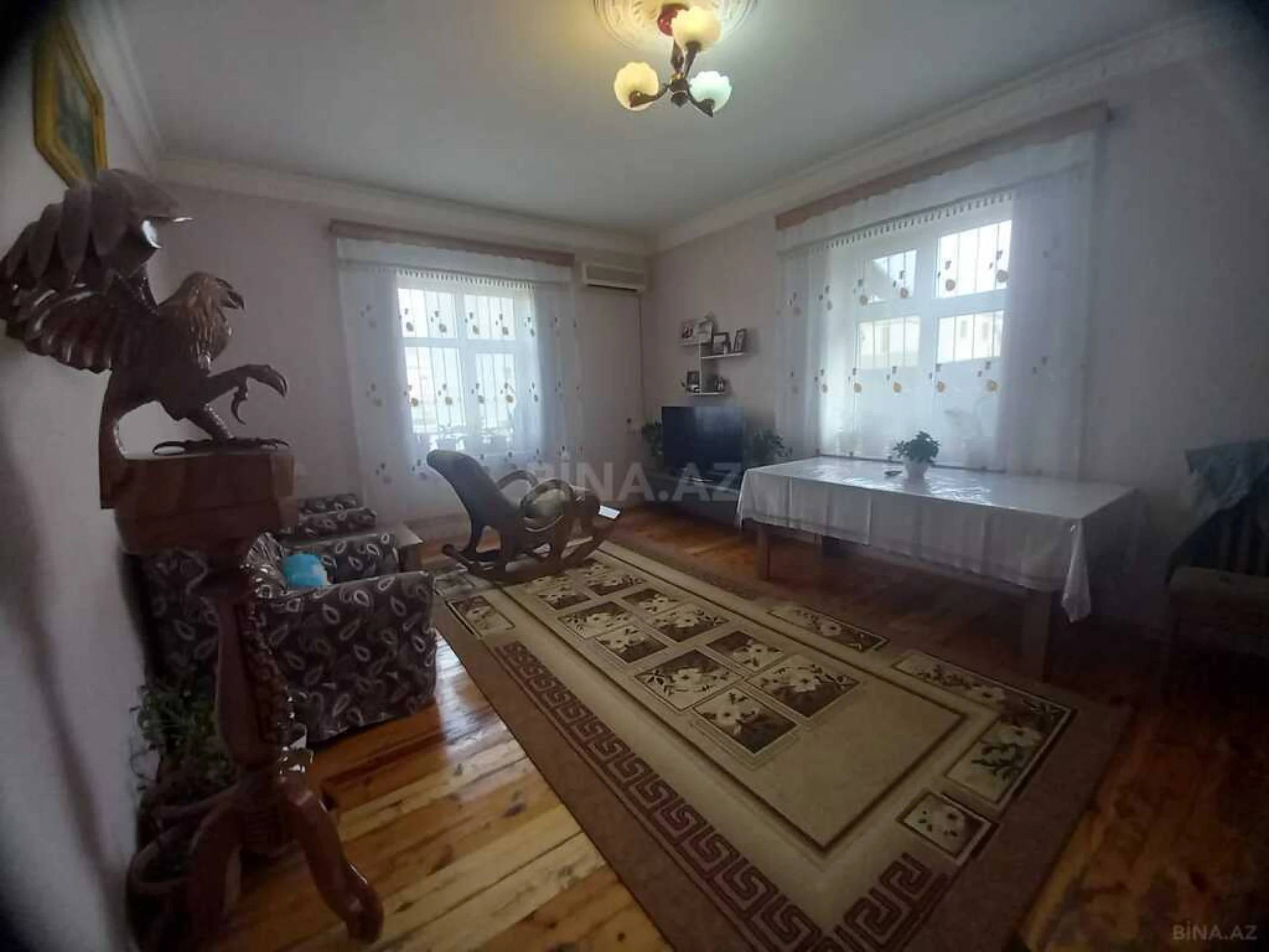 Satılır 6 otaqlı həyət evi 172 m²