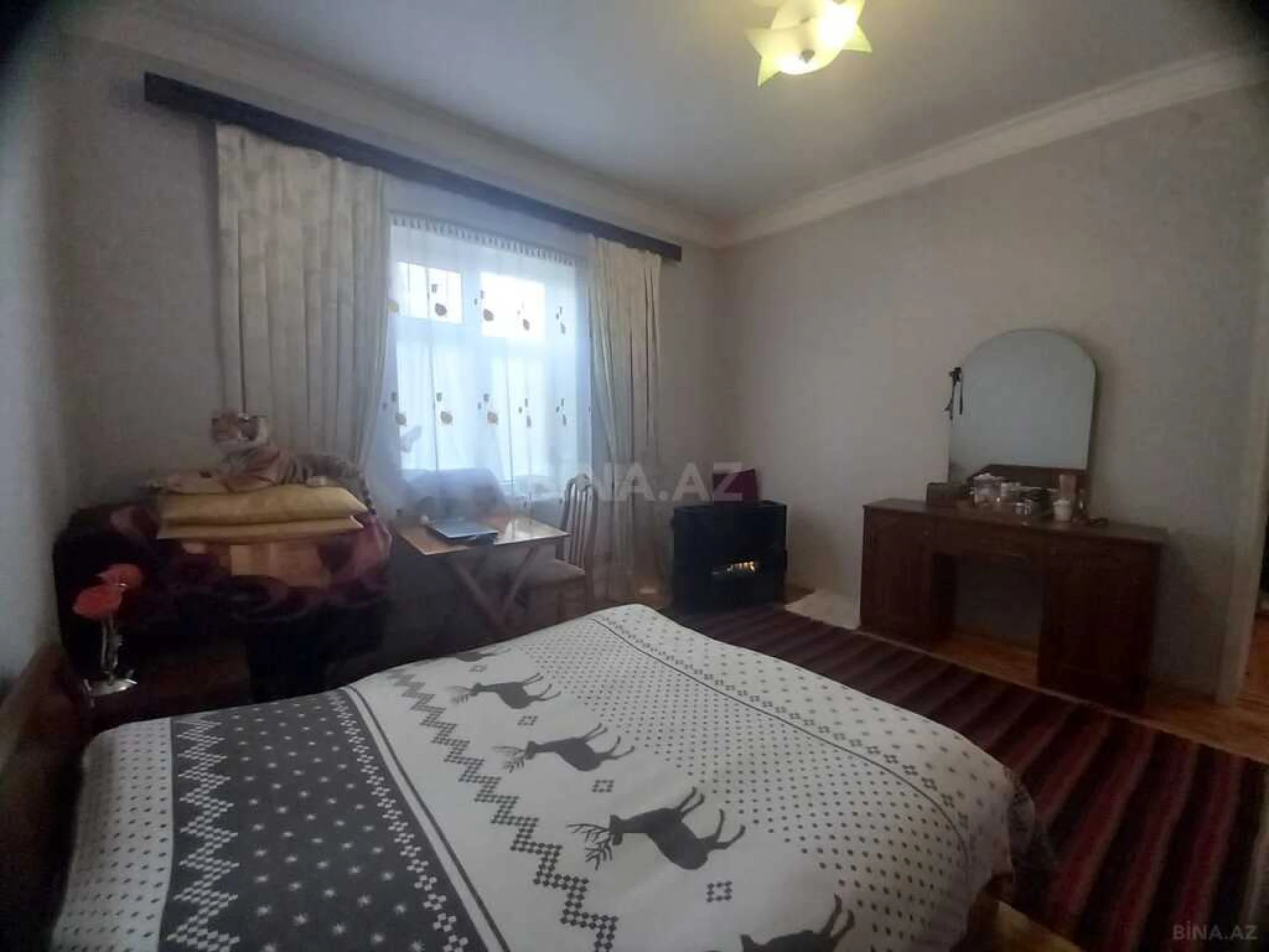 Satılır 6 otaqlı həyət evi 172 m²
