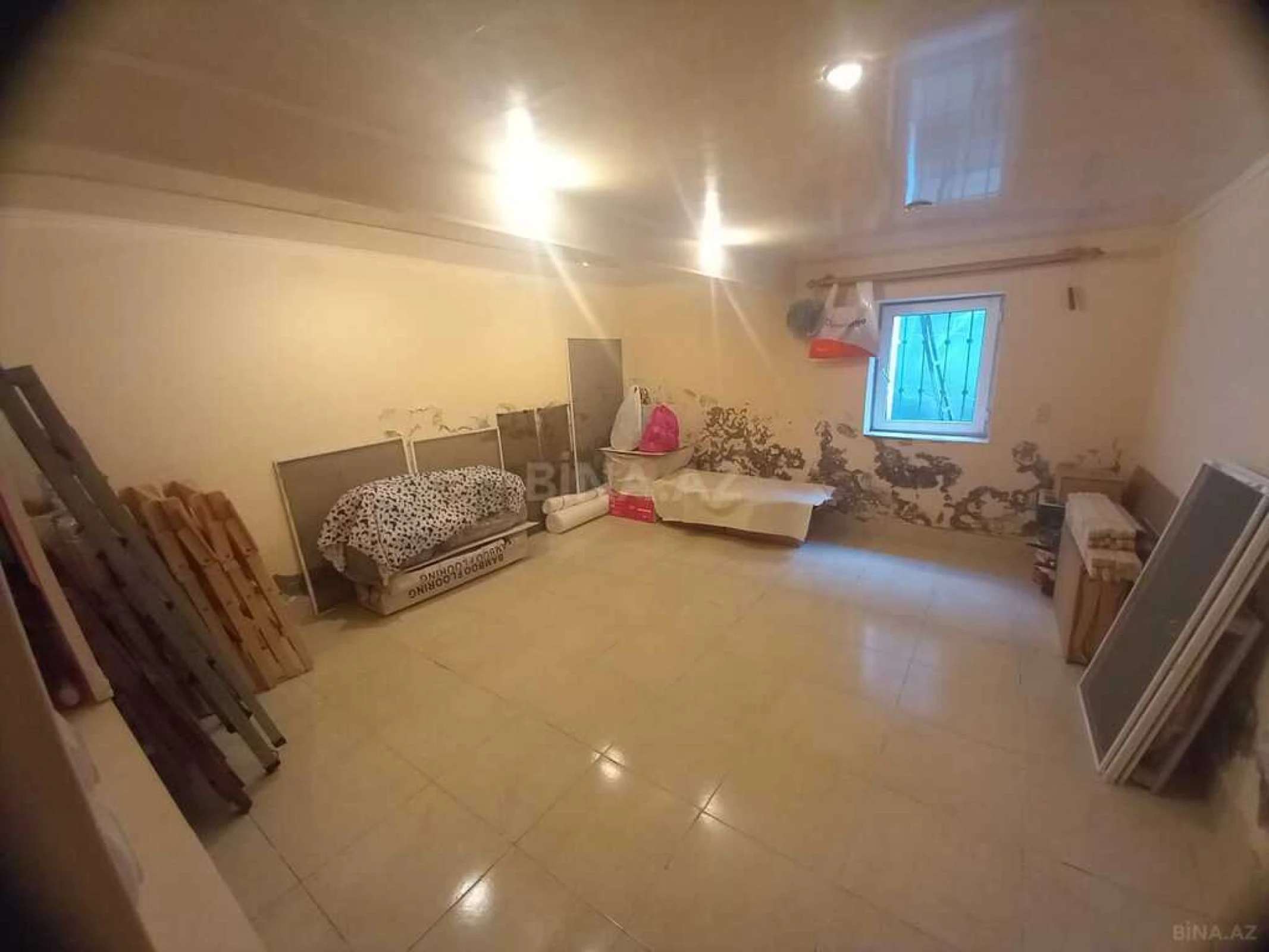 Satılır 6 otaqlı həyət evi 172 m²