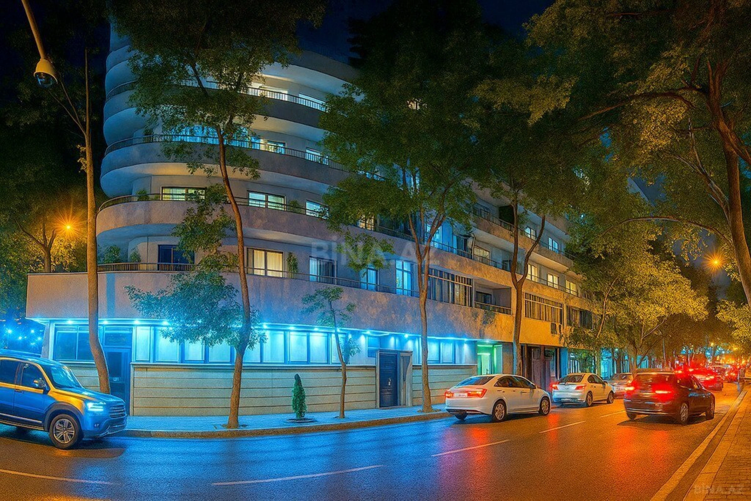 Satılır 5 otaqlı mənzil 200 m²