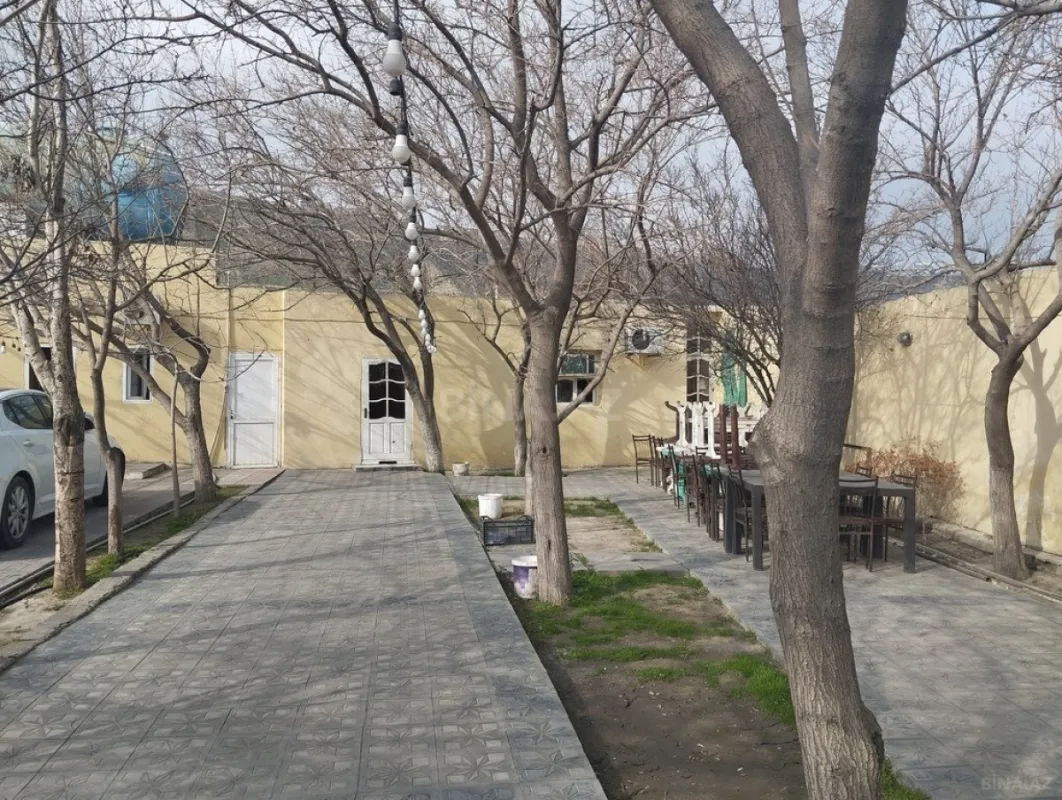 Satılır obyekt 860 m²