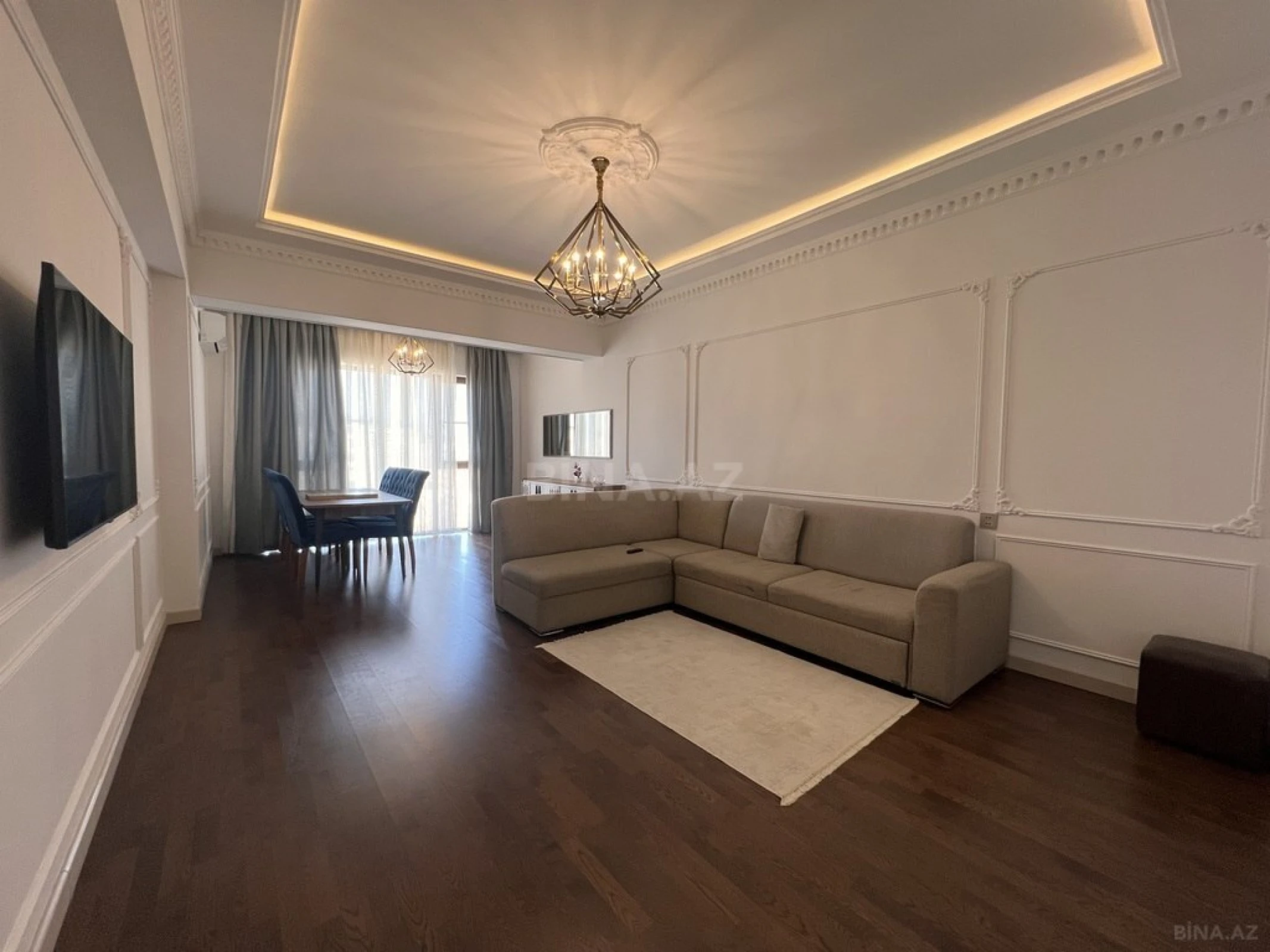 Kirayə verilir 3 otaqlı mənzil 141 m²