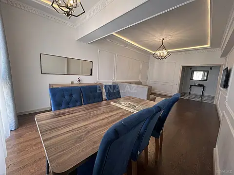 Kirayə verilir 3 otaqlı mənzil 141 m²