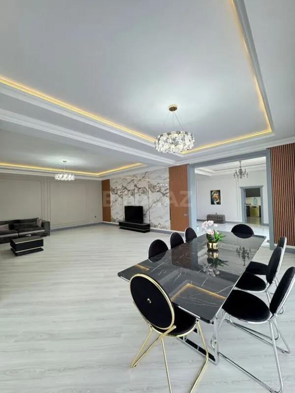 Satılır 6 otaqlı həyət evi 450 m²