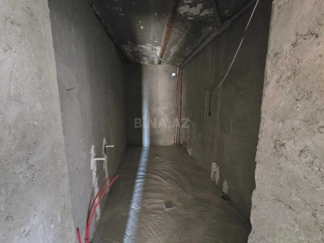 Satılır 6 otaqlı həyət evi 240 m²