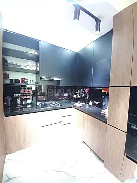 Satılır 3 otaqlı mənzil 102.5 m²