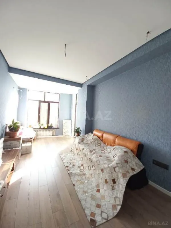 Satılır 3 otaqlı mənzil 102.5 m²