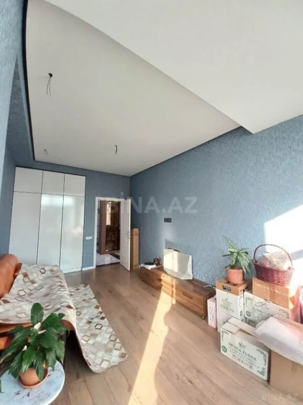 Satılır 3 otaqlı mənzil 102.5 m²