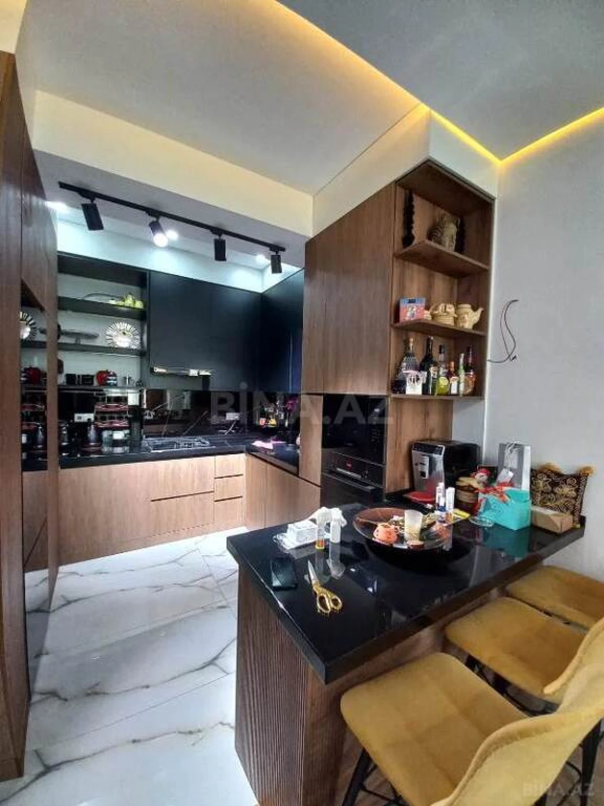 Satılır 3 otaqlı mənzil 102.5 m²