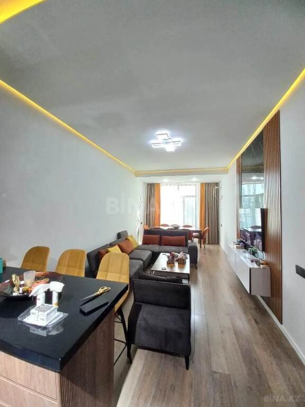 Satılır 3 otaqlı mənzil 102.5 m²