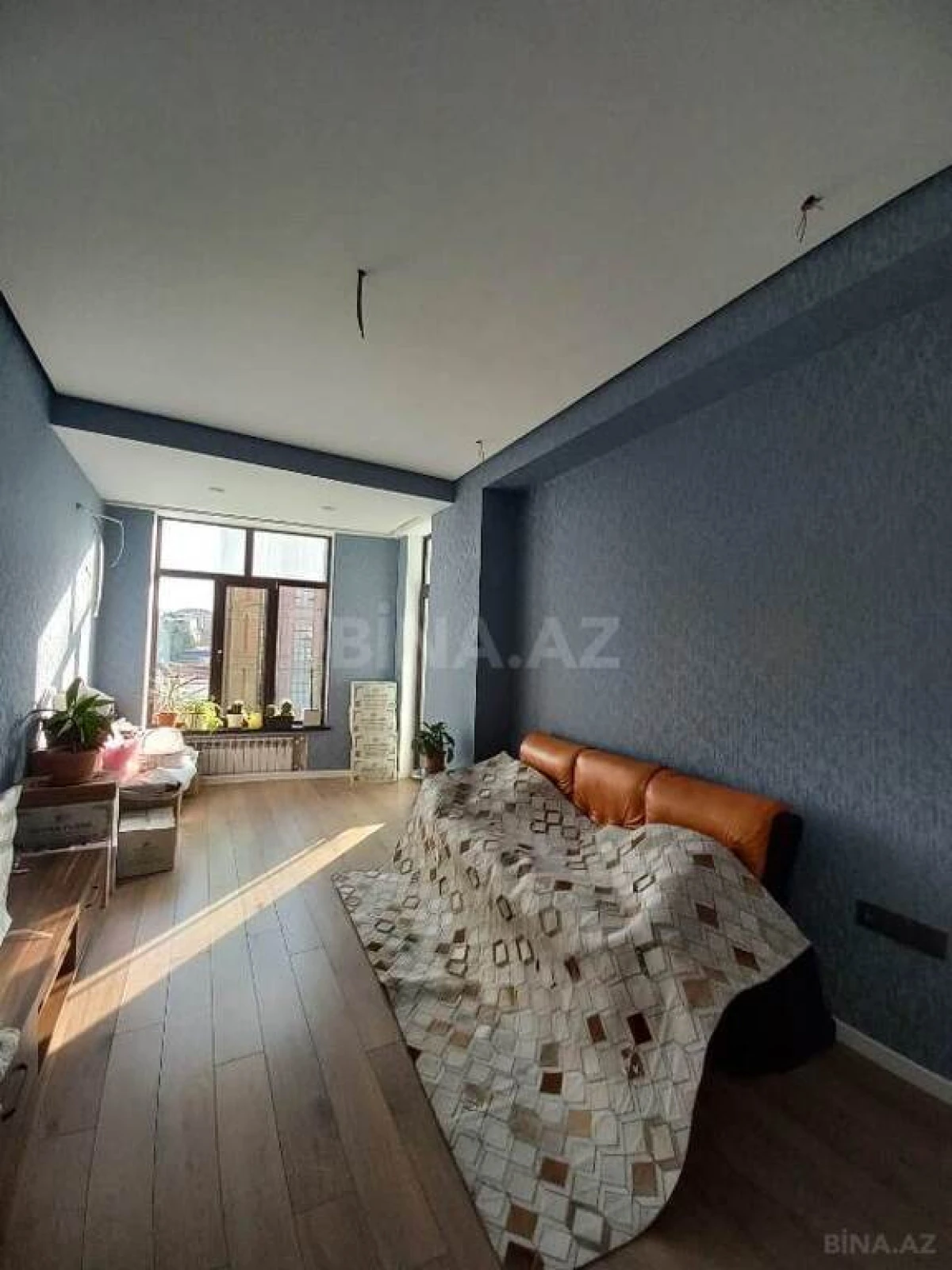 Satılır 3 otaqlı mənzil 102.5 m²