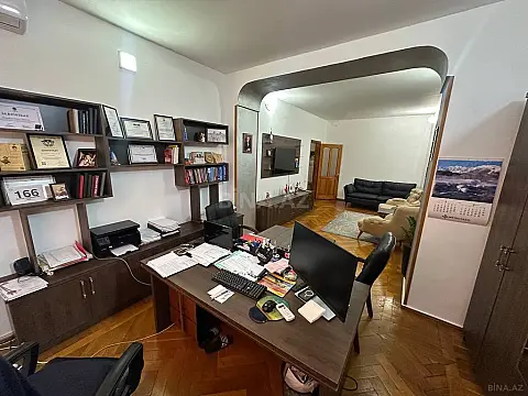 Satılır 3 otaqlı mənzil 103.7 m²