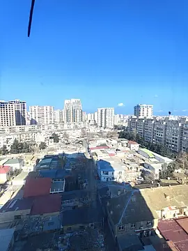 Satılır 4 otaqlı mənzil 184.9 m²