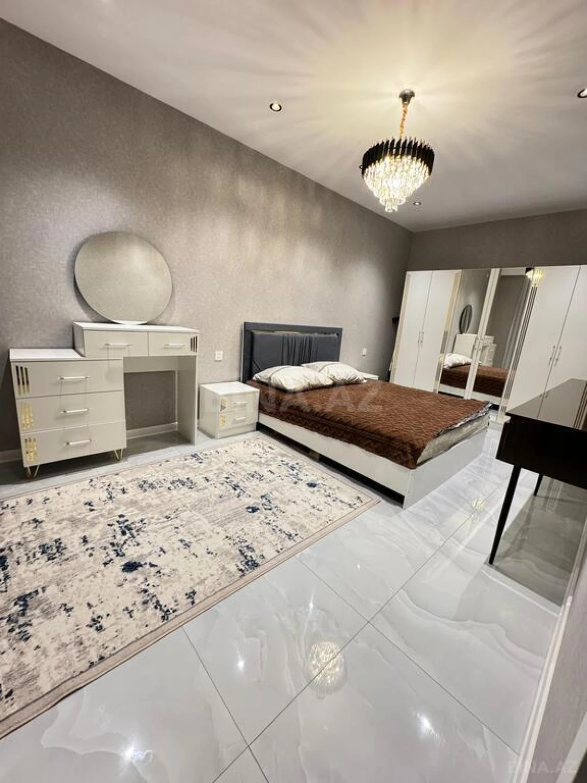 Kirayə verilir 3 otaqlı həyət evi 200 m²