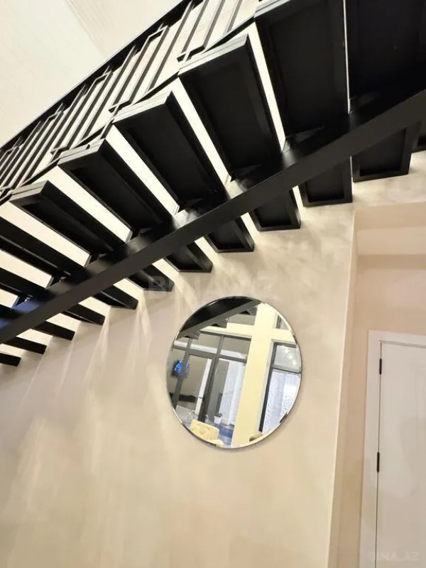 Kirayə verilir 3 otaqlı həyət evi 200 m²