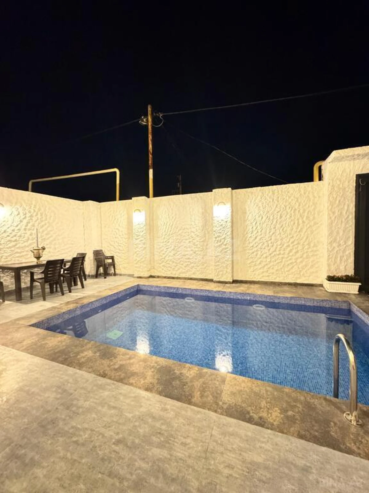 Kirayə verilir 3 otaqlı həyət evi 200 m²