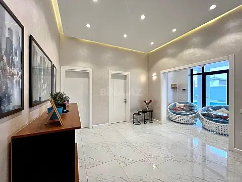 Kirayə verilir 4 otaqlı həyət evi 220 m²