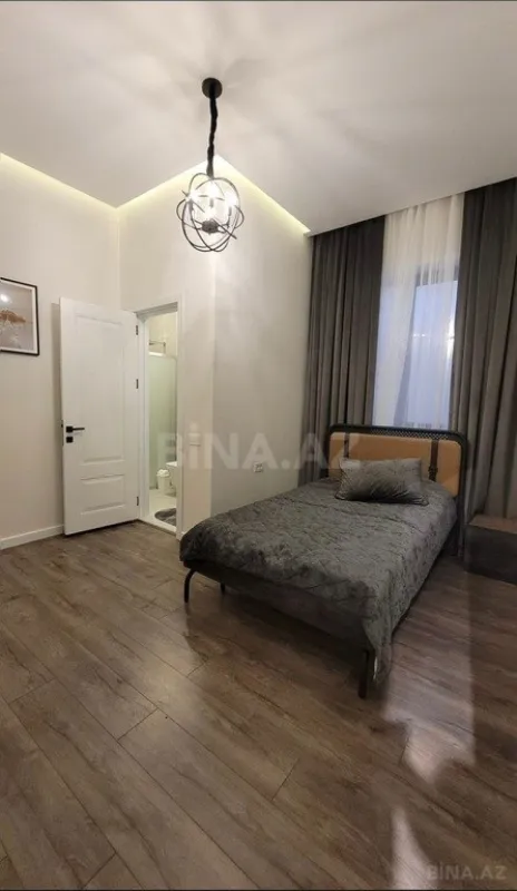 Kirayə verilir 4 otaqlı həyət evi 180 m²