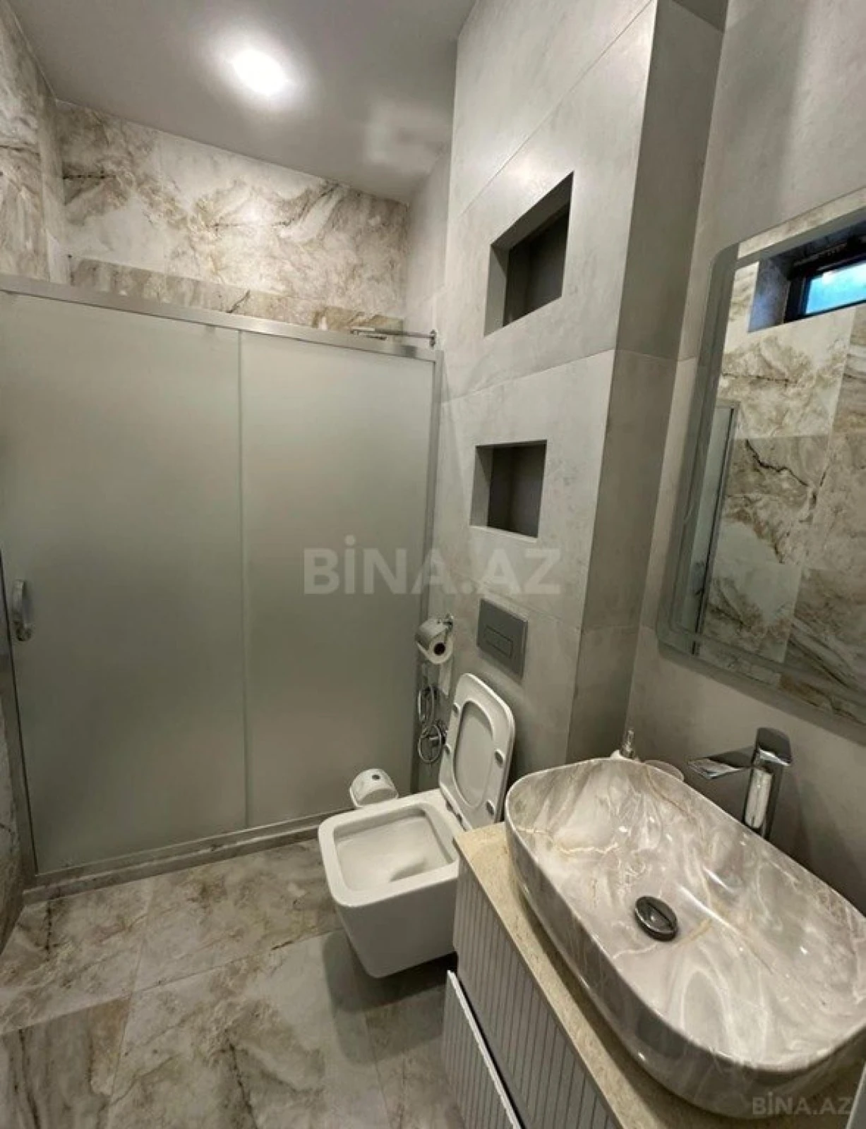 Kirayə verilir 4 otaqlı həyət evi 180 m²