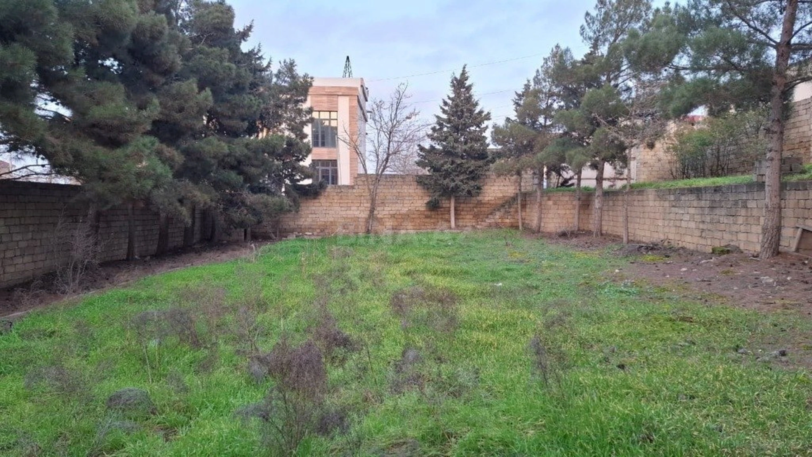 Satılır torpaq sahəsi 9 m²