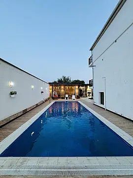 Kirayə verilir 5 otaqlı həyət evi 360 m²