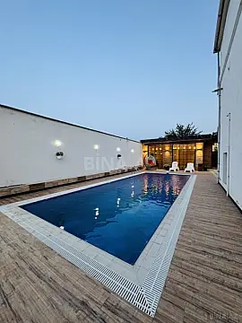 Kirayə verilir 5 otaqlı həyət evi 360 m²