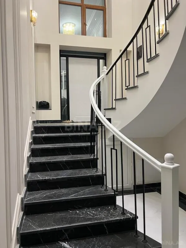 Kirayə verilir 5 otaqlı həyət evi 360 m²